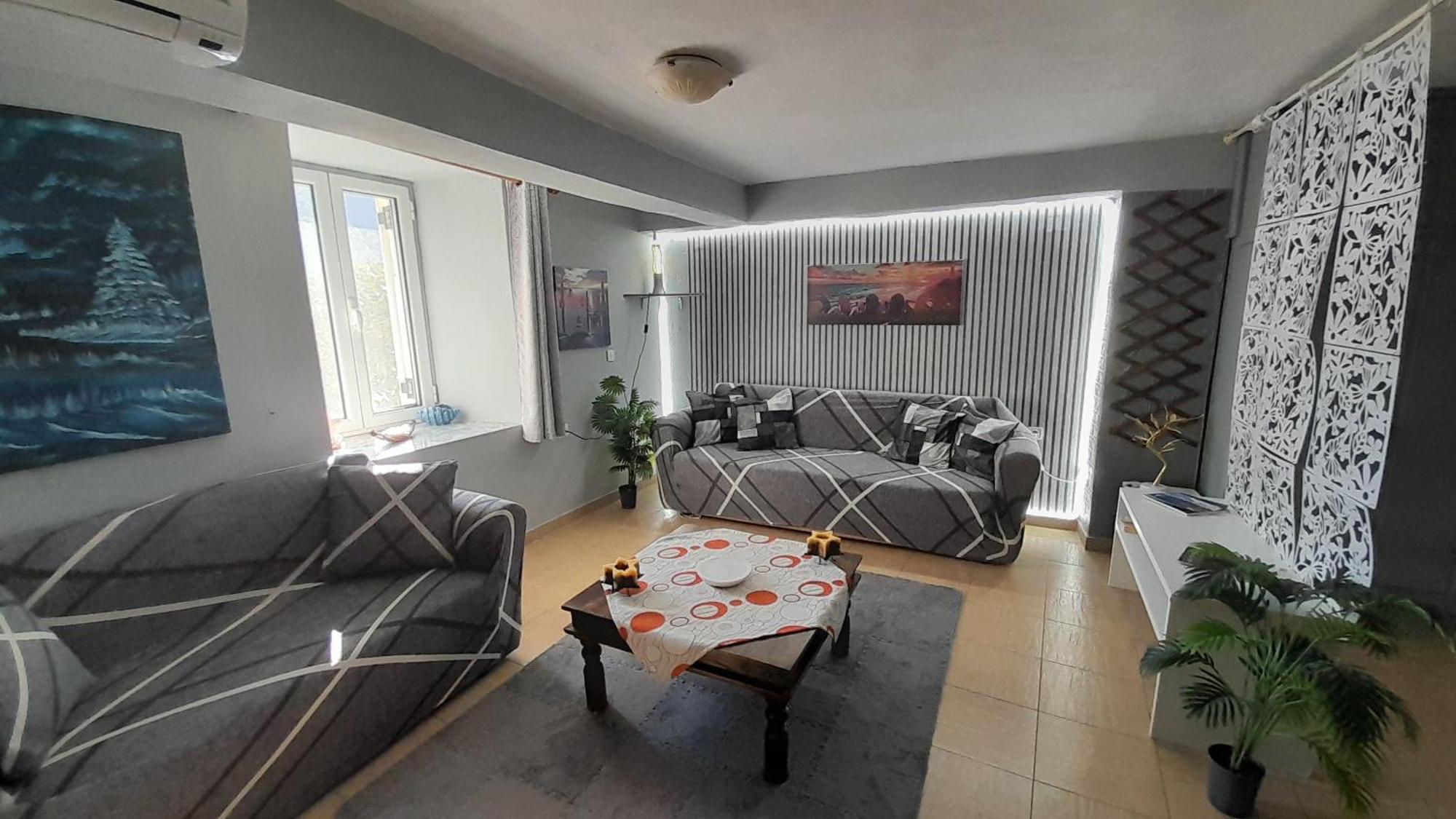 Apartamento George House Leonídion Exterior foto